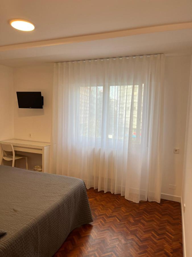Hostal Charo II سانتياغو دي كومبوستيلا المظهر الخارجي الصورة