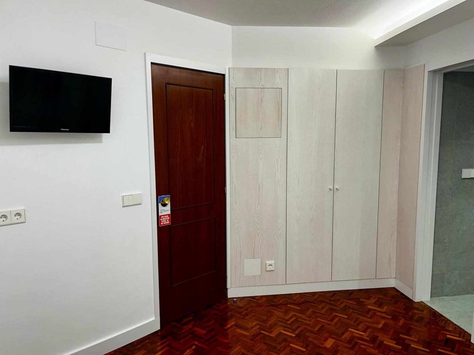 Hostal Charo II سانتياغو دي كومبوستيلا المظهر الخارجي الصورة